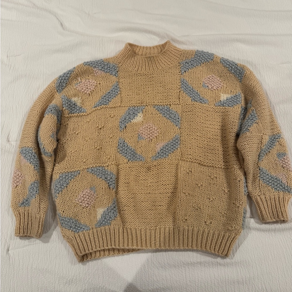 Vintage‎ Liz Beige Sweater